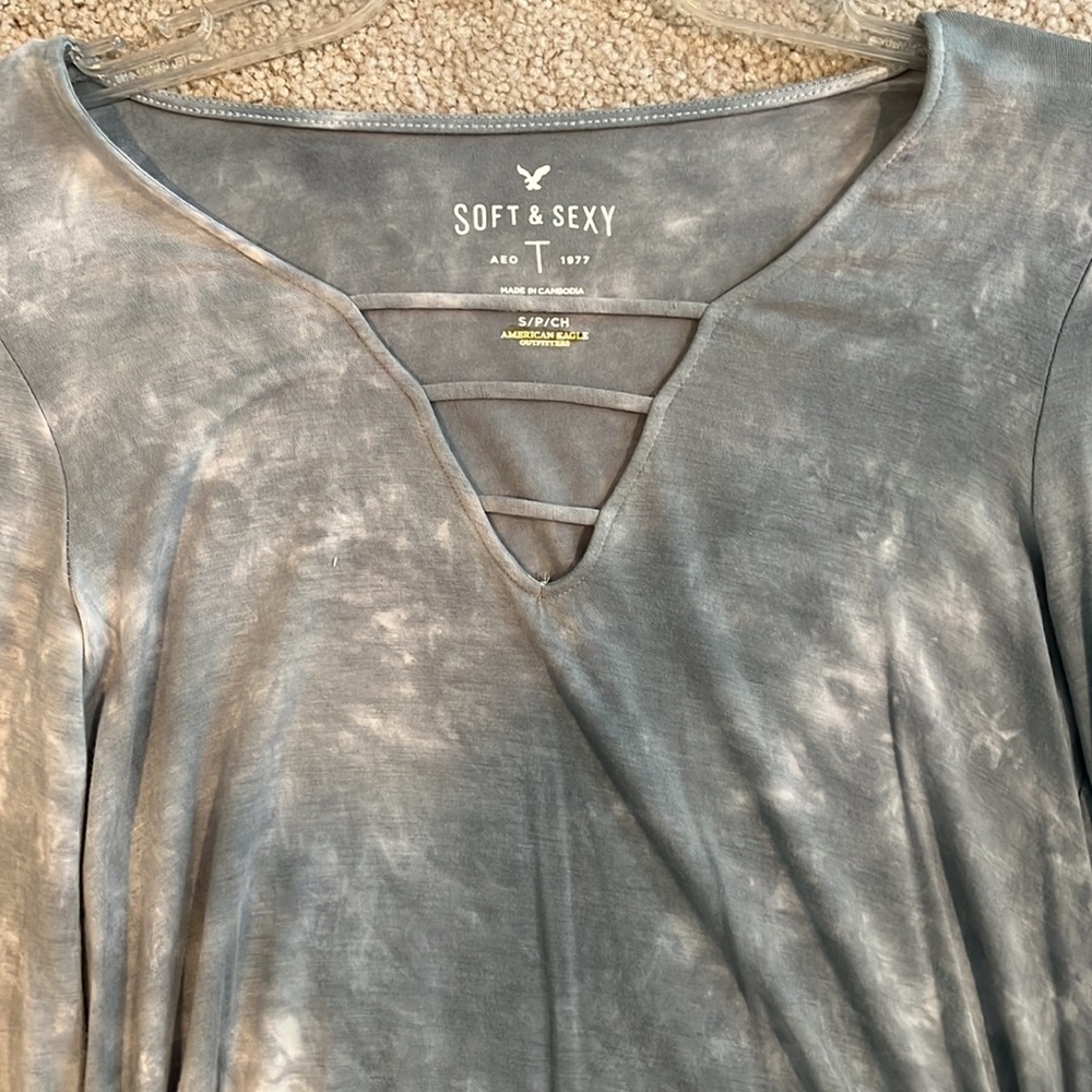Shirt - Picture 2 of 2